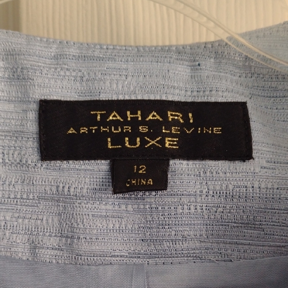 Tahari ASL Luxe Textured Light Blue Jacket With Matching Top And Skirt Size 12 - Picture 2 of 3